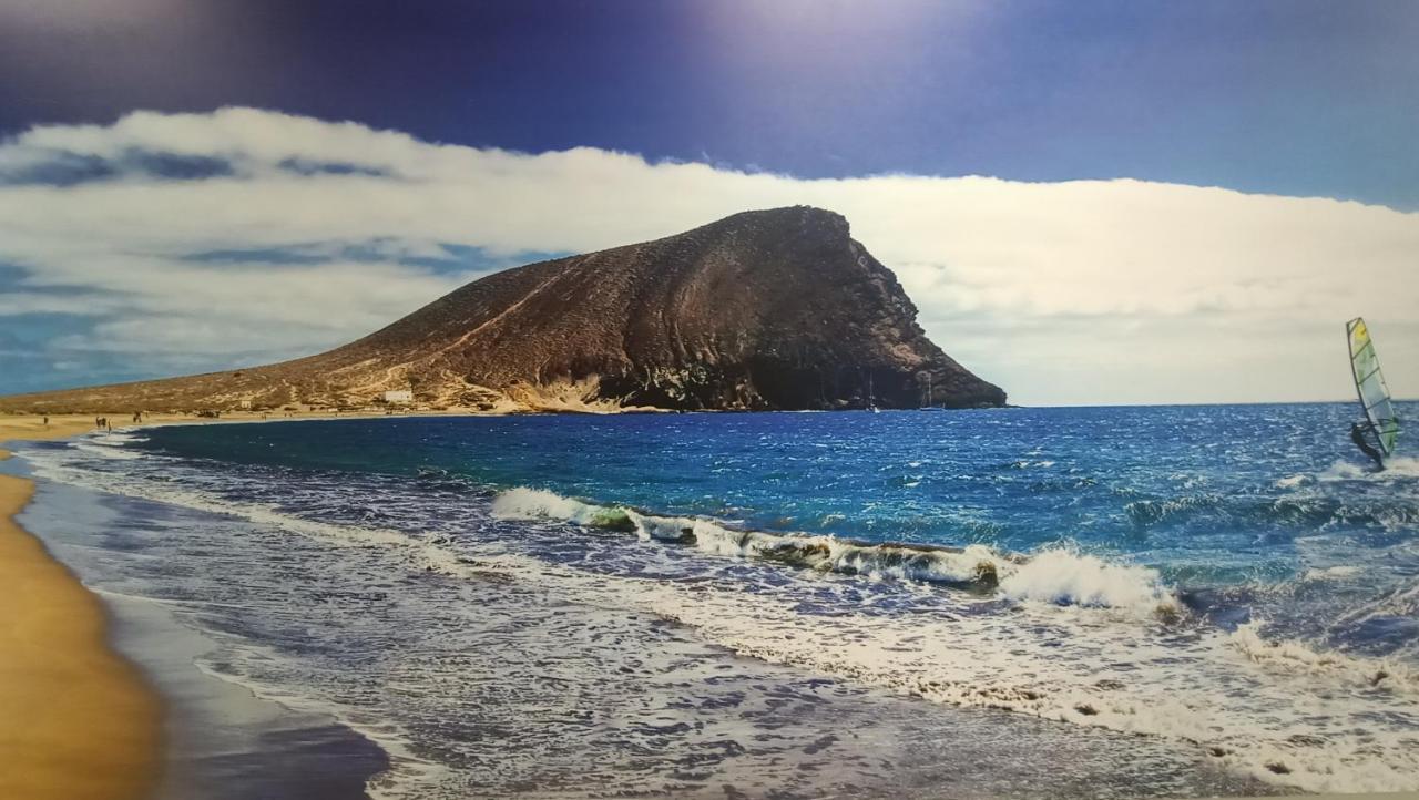 Bonito Piso Con Piscina, Playa La Tejitaアパートメント エクステリア 写真